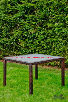 Stół ogrodowy technorattan Bello Giardino brąz 100 x 100 x 74 cm z blatem szklanym